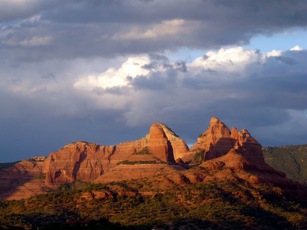 SEDONA SUNSET by tlposcharsky