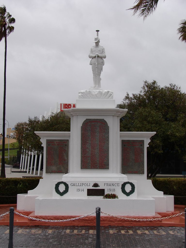 Bunbury - War Memorial by Derek Graham