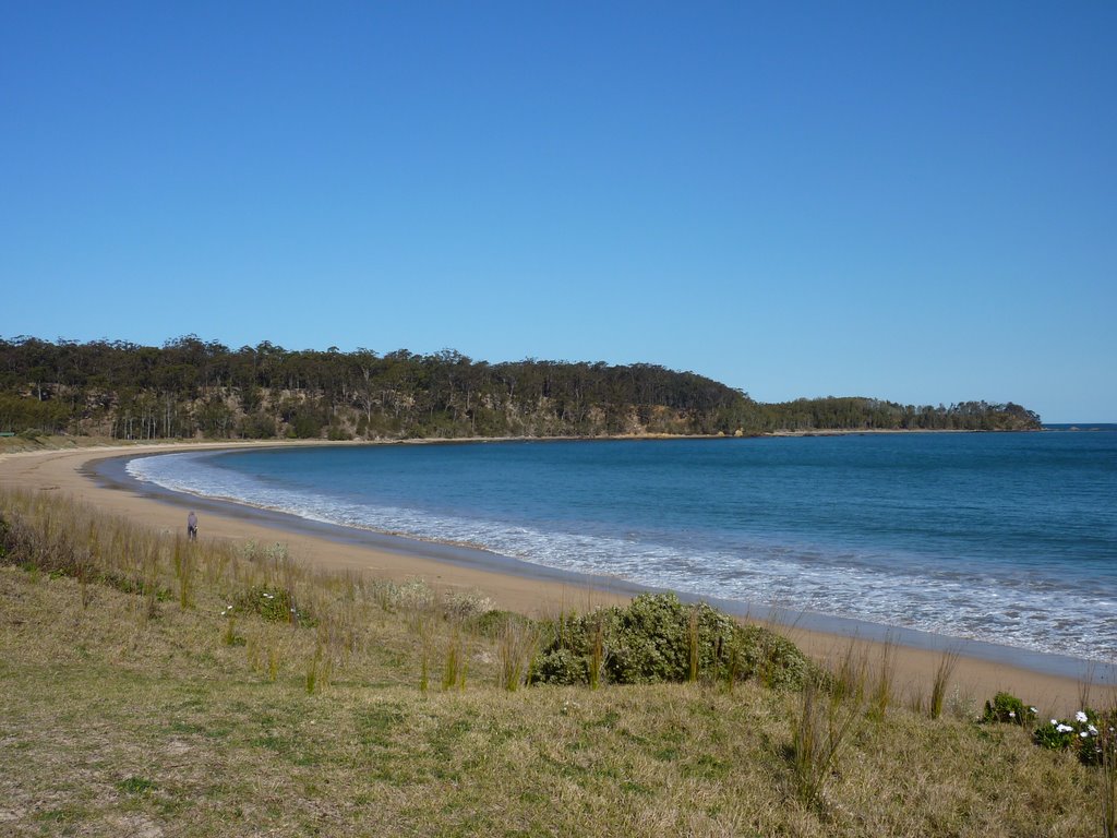 Maloneys Beach by BradG