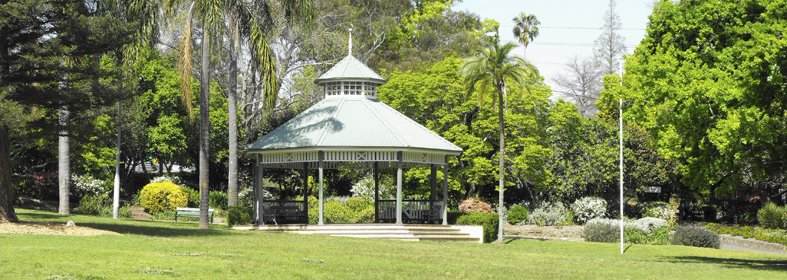 Wahroonga Park Pergola by Peter Ko