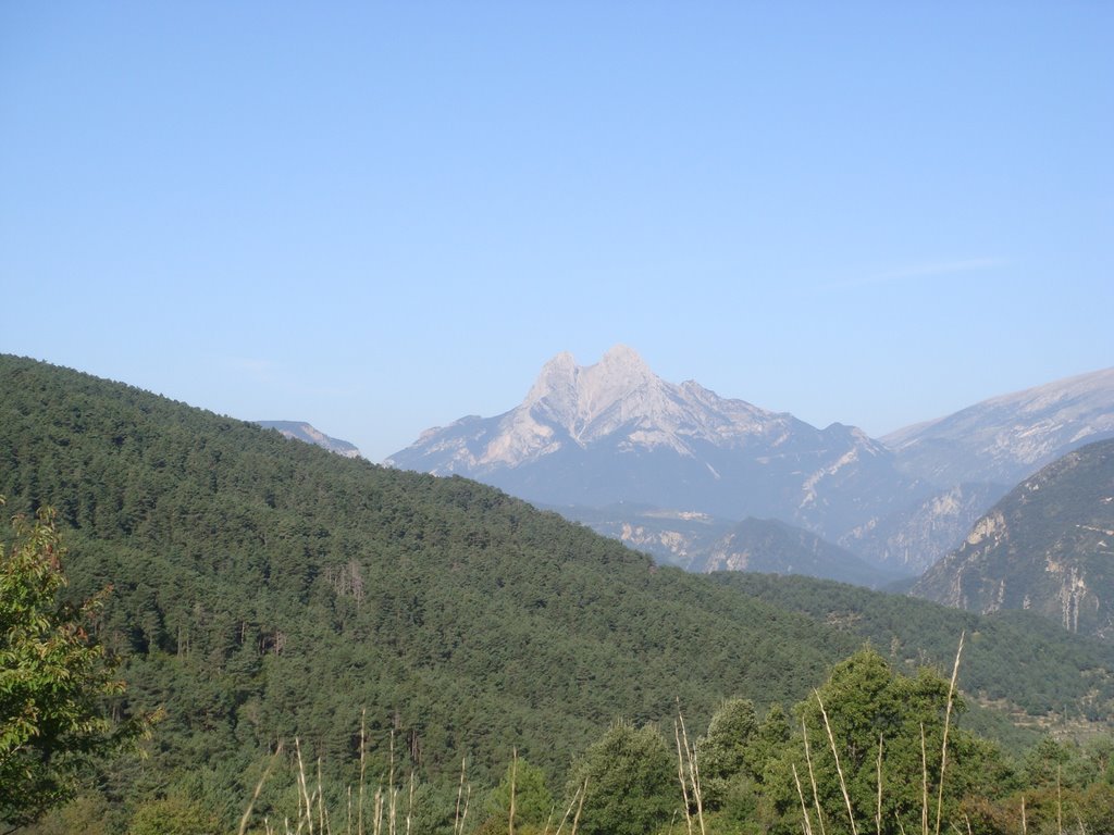 Pedreforca desde St. Julià de Cerdanyola by DPN