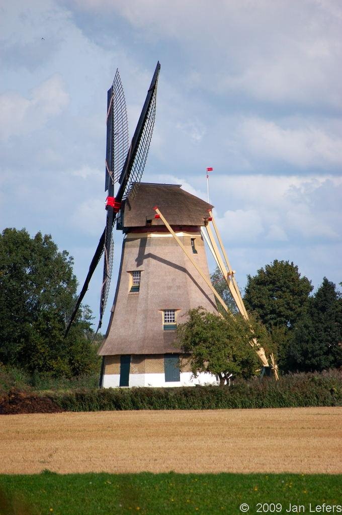 Molen van Hank by Jan Lefers