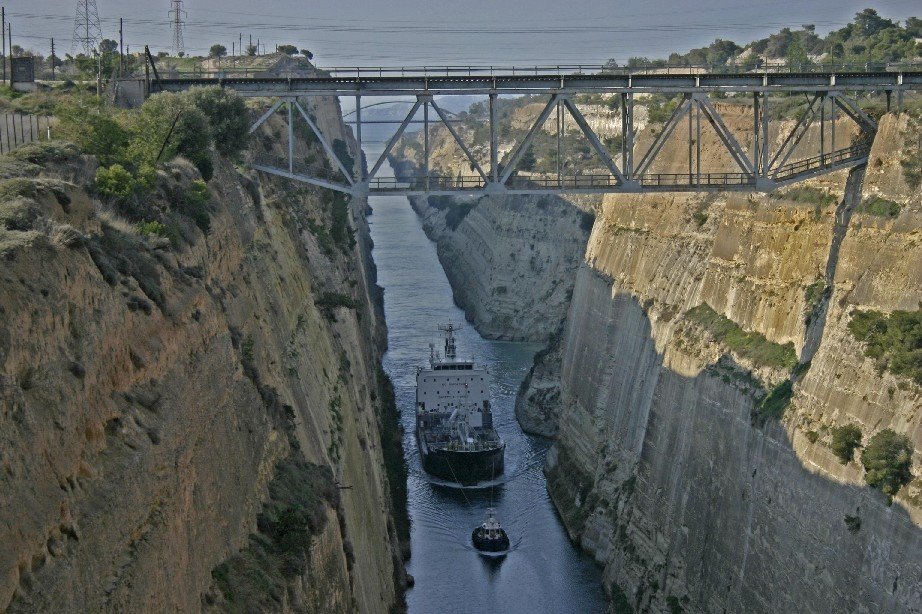 Corinth Canal by nikolaos6