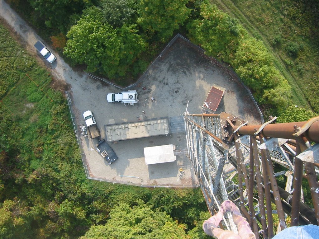 300ft cell tower by harrys91rs