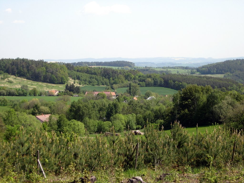 Countryside in May by LE&camera