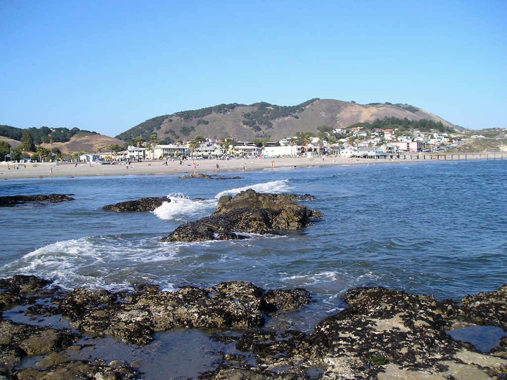 Avila Beach 3 by Ken Malcomson