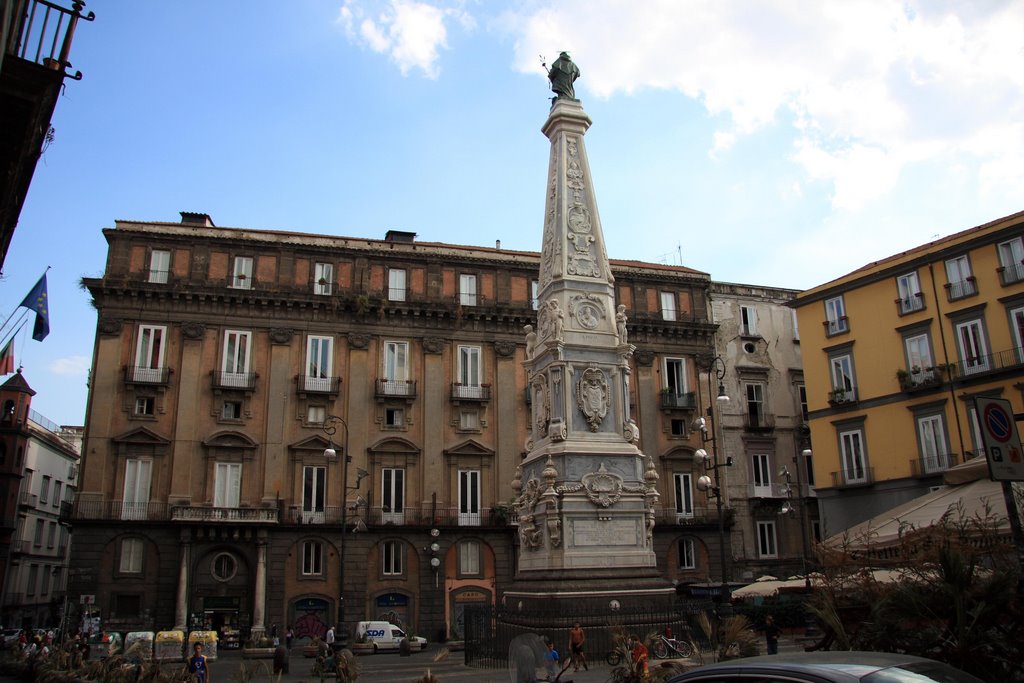 Napoli piazza by ian.r