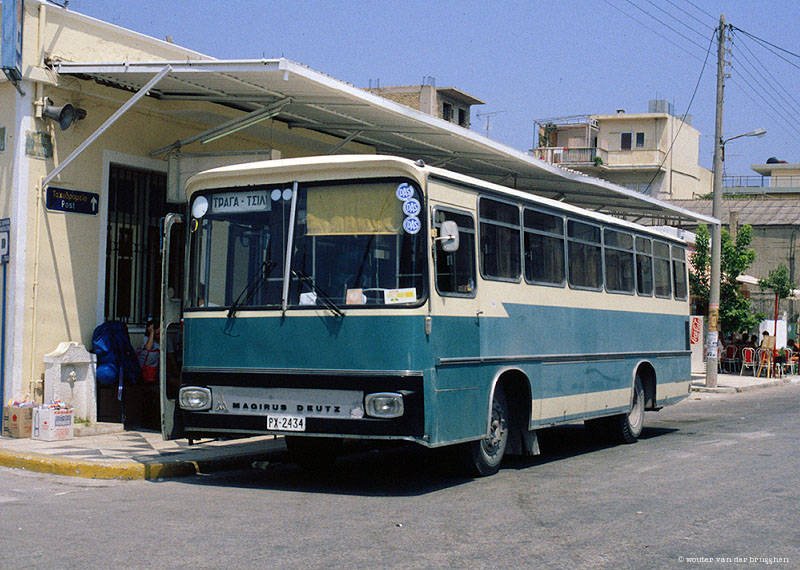 KTEL on Zakynthos by autobussen