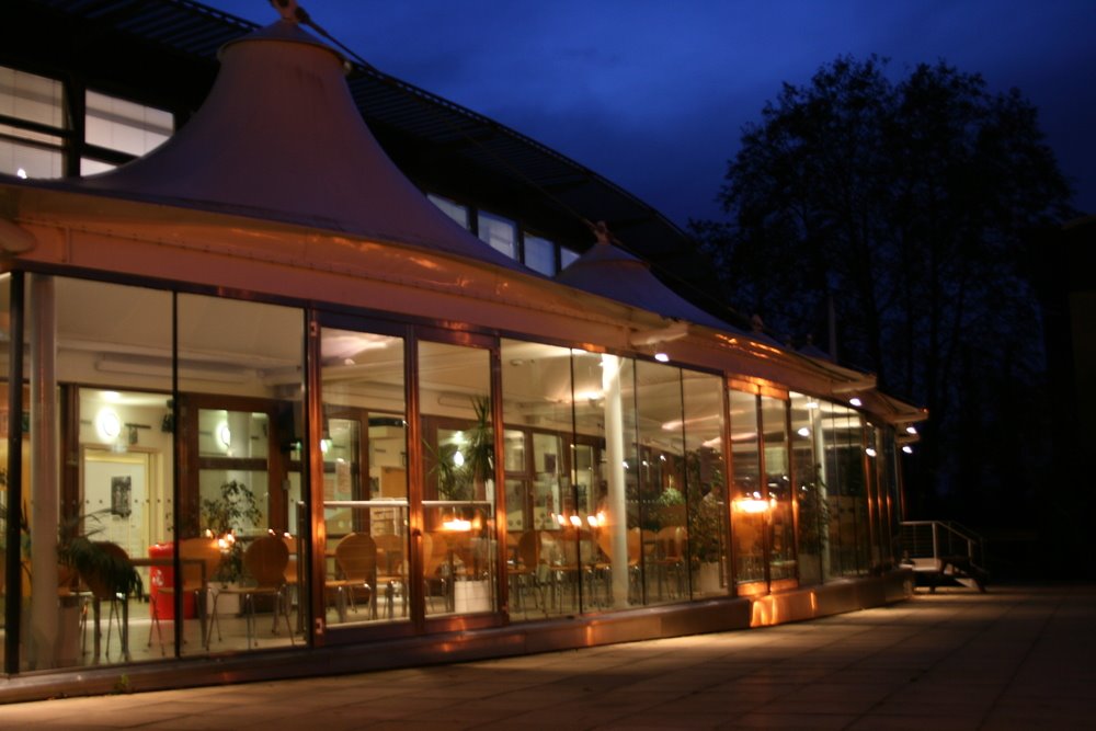 Quad conservatory Southlands by RoehamptonUniversity