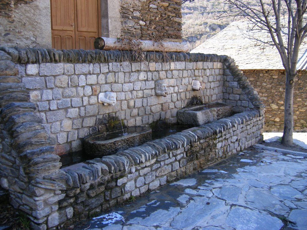 Fuente de la plaza de isavarre by andy20