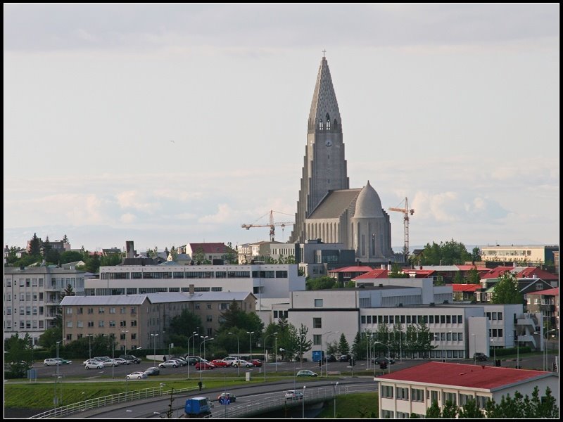 Hlíðar, 105 Reykjavík, Iceland by 尼尔伯