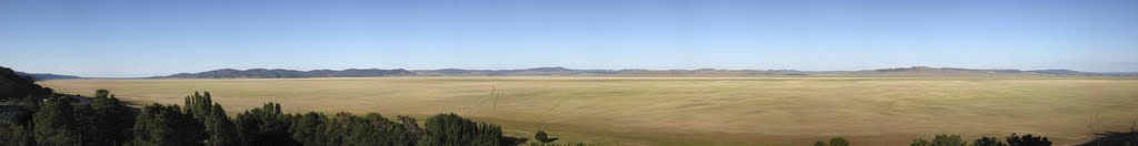 Lake George NSW 2581, Australia by warrengould