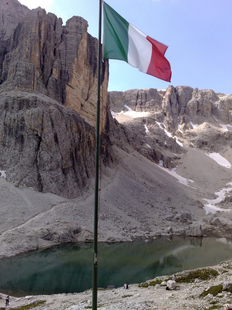 Lago Pisciadù by roberto.savarese