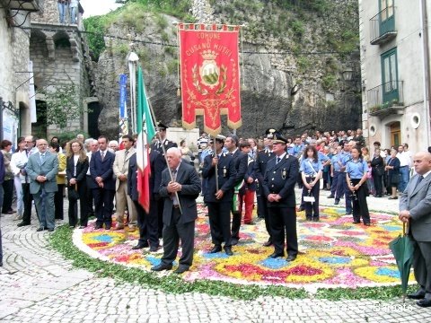 Cusano Mutri (BN), l'Infiorata 2007 by Fiore Silvestro Barb…