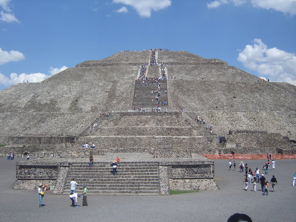 Piramide del Sol by Alex Lopez M