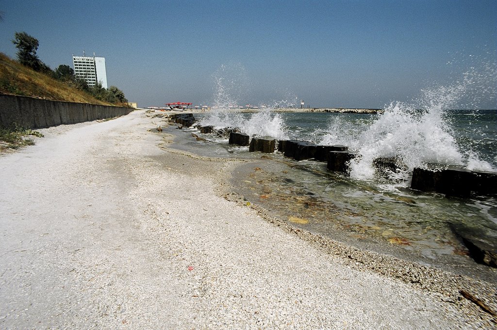 Venus beach, Romania by eugene.orlov