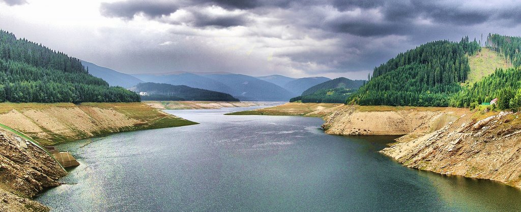 "Furtuna la Petroşani", Lacul Vidra by Sylvester Nata