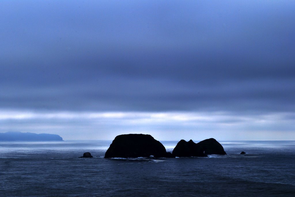 Three Arch Rocks by ReiSoleil