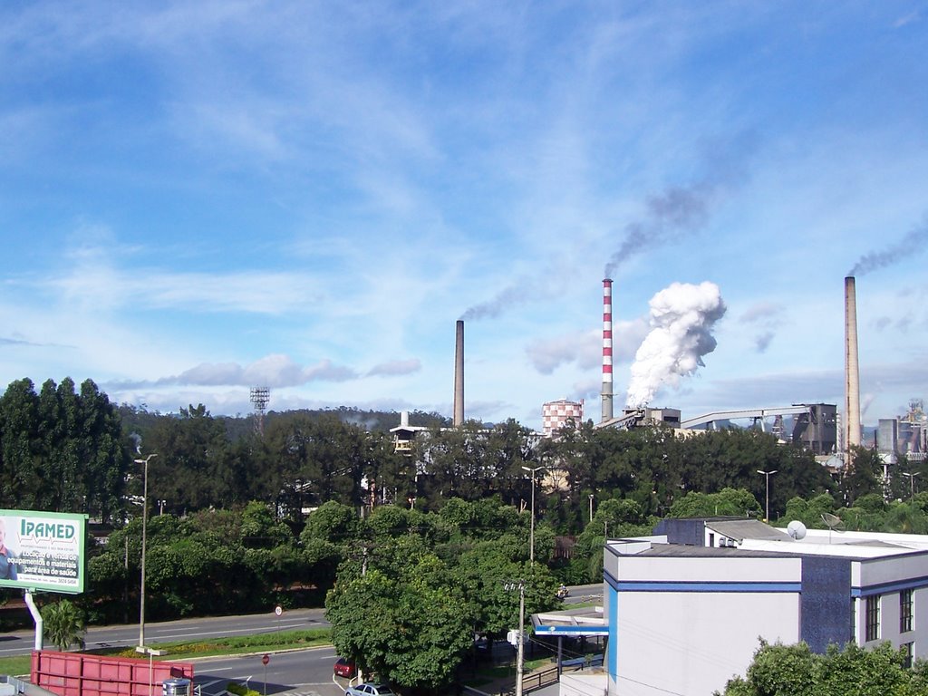 Rua Belo Horizonte, vista Noroeste by Alejandro Gaete