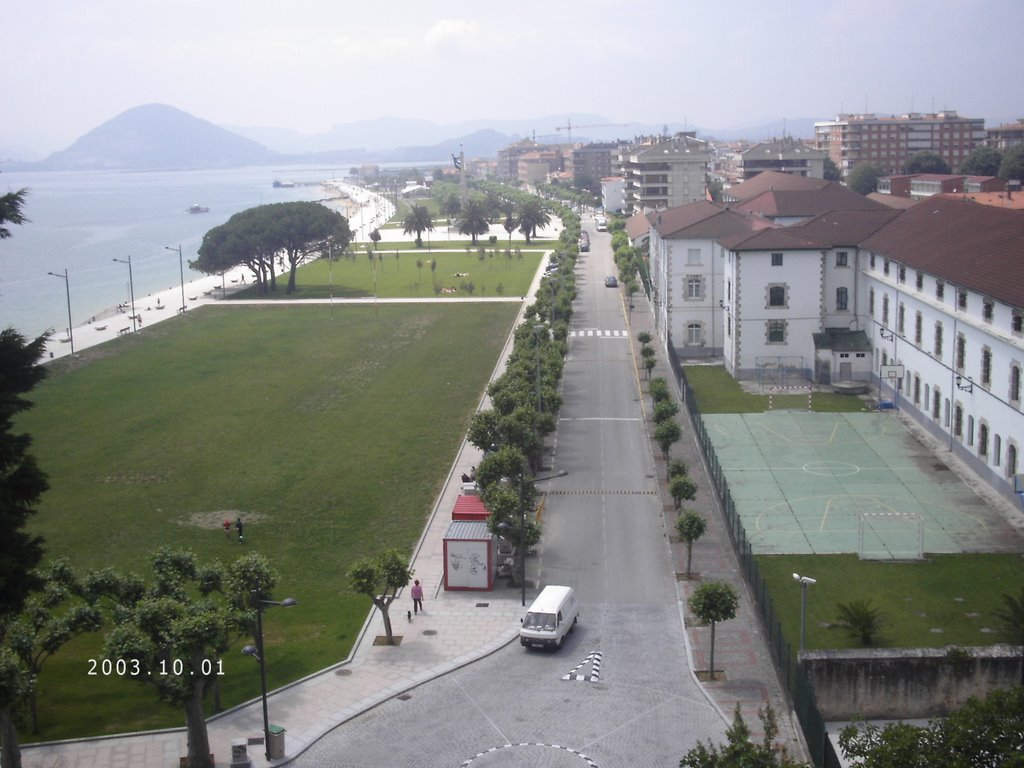 SANTOÑA by CACHAN