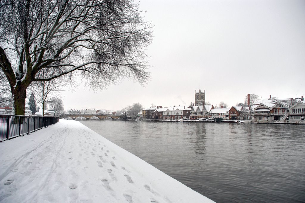 Henley on Thames by Ryan Duffy