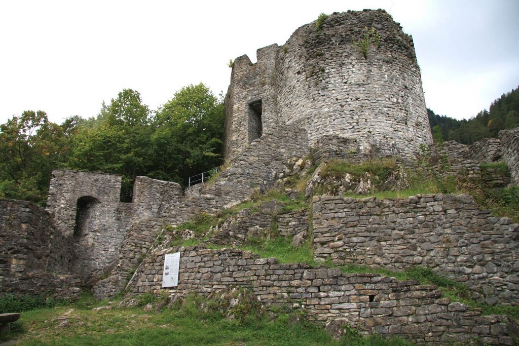 Burgruine Unspunnen by melechovsky