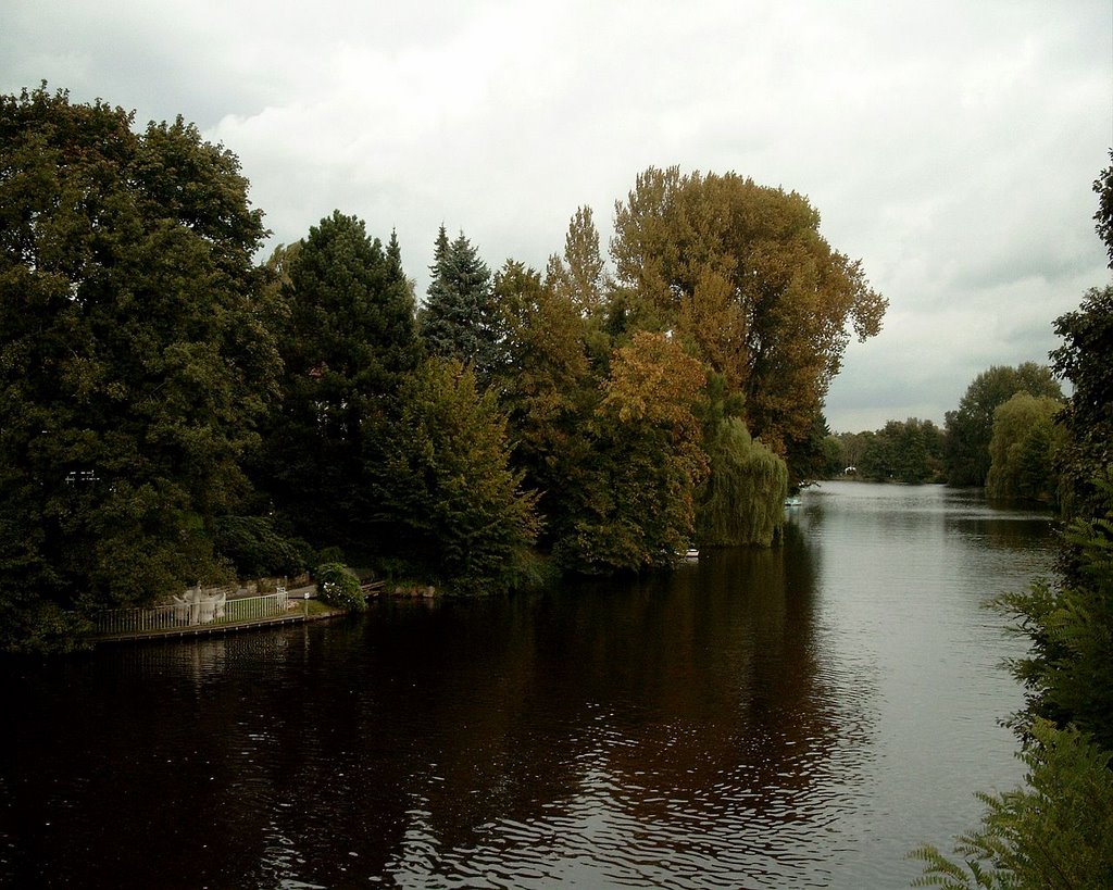 Alster Inselstrasse by knirschke