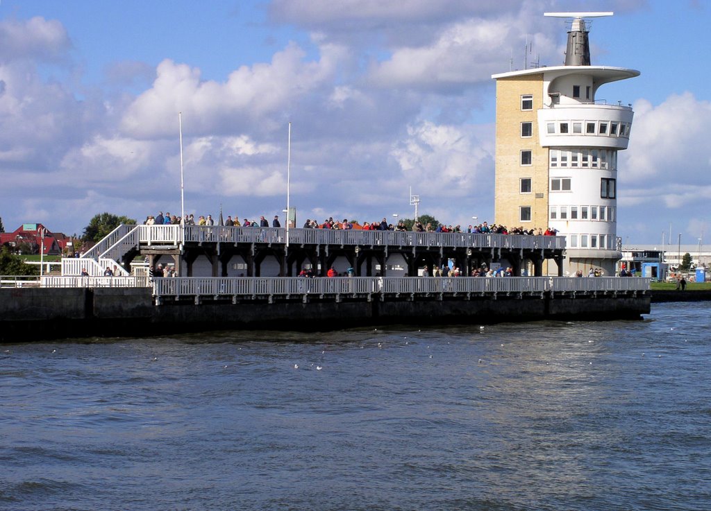 Cuxhaven, Alte Liebe by Thomas Rost