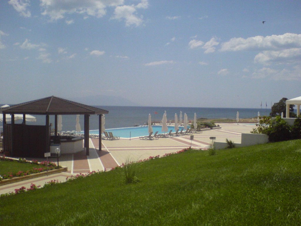 Alexandroupolis-Thraki palace swimming pool by marcoras