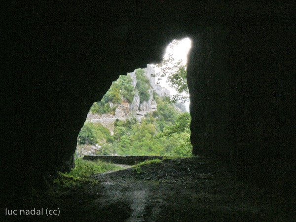 Route de Combe Laval tunnel abandonné by LN9591