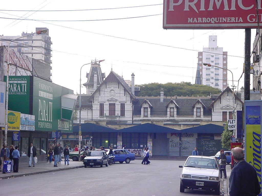 Estación Ramos Mejía vista Sur - Buenos Aires - Argentina by Pablo Vasconcelo