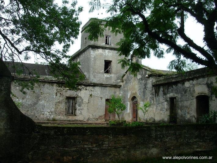 Capilla Narbona ROU ( www.alepolvorines.com.ar ) by alepolvorines