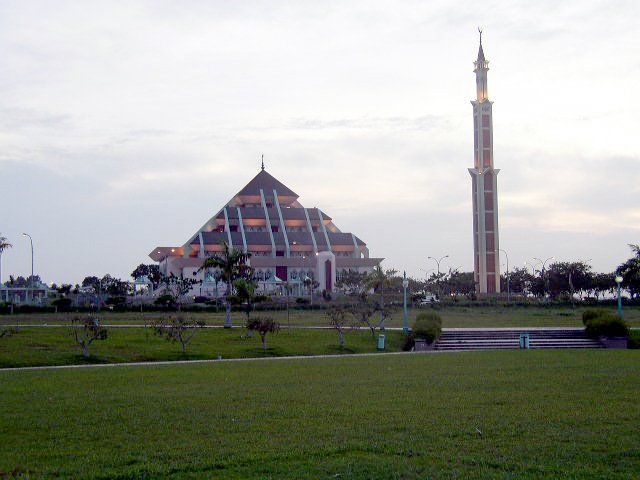 Batam, Batam City, Riau Islands, Indonesia by oyentan