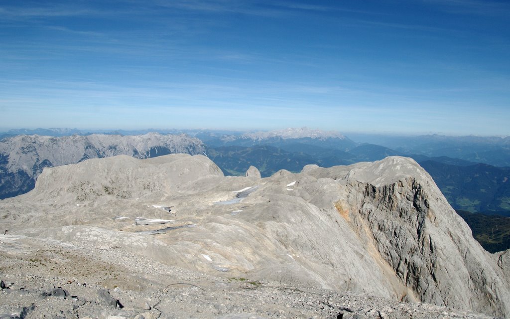 Blick vom Matras-Haus (Hochkönig - 2941m) Richtung Gr. Bratschenkopf, Hagen- und Tennengebirge (Austria) by Roman Sonnleitner