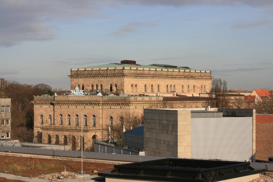 Staatstheater Braunschweig vom Schloss-Arkaden-Parkdeck by Chris1970