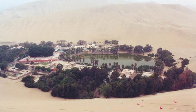 Vista de duna - Laguna de la Huacachina - Ica by HDingeldein