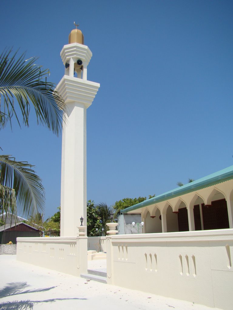 Thulhaadhoo Mosque by Adnan Haleem