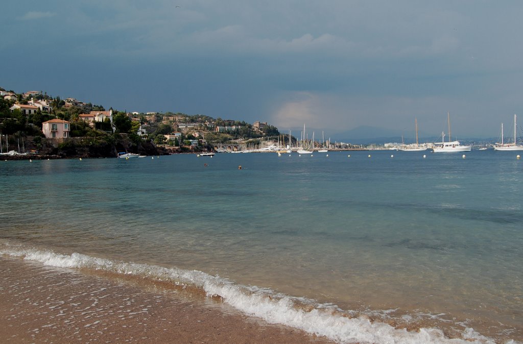 Théoule-sur-Mer by Amelia Royan