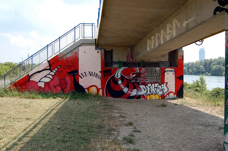 Red graffity by oleks