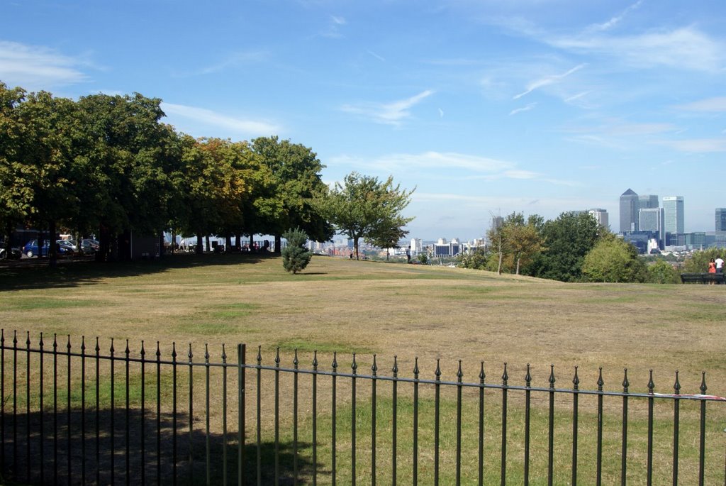 Greenwich Park - View NW towards end Blackheath Avenue by txllxt