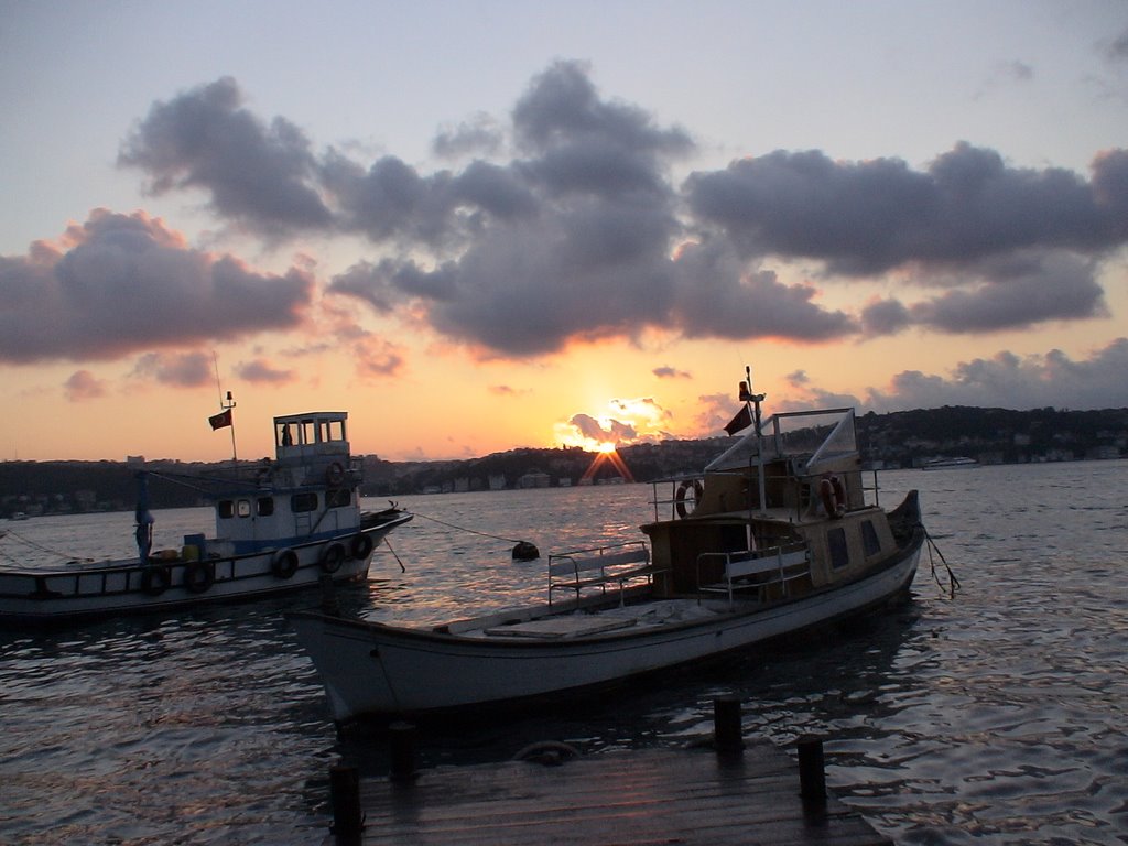 Cetinus - Beykoz Gun Batimi, Istanbul, Turkiye by cetinus