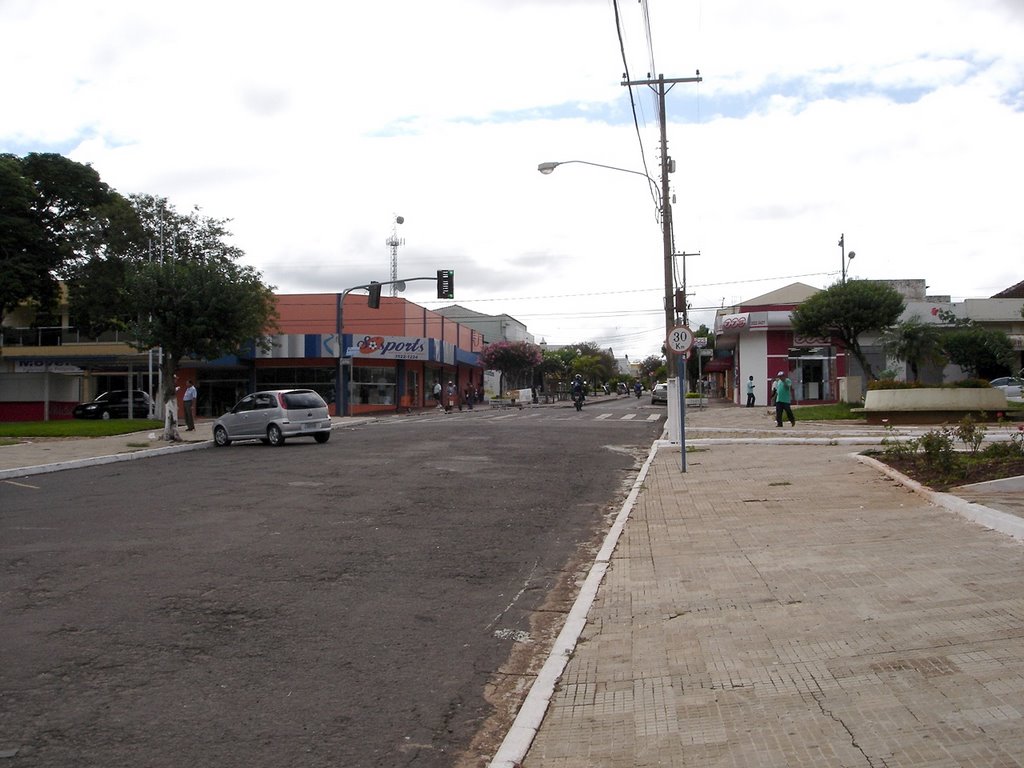 Av. Francisco Scarpari, Goioerê-PR by Ionildo Sanches