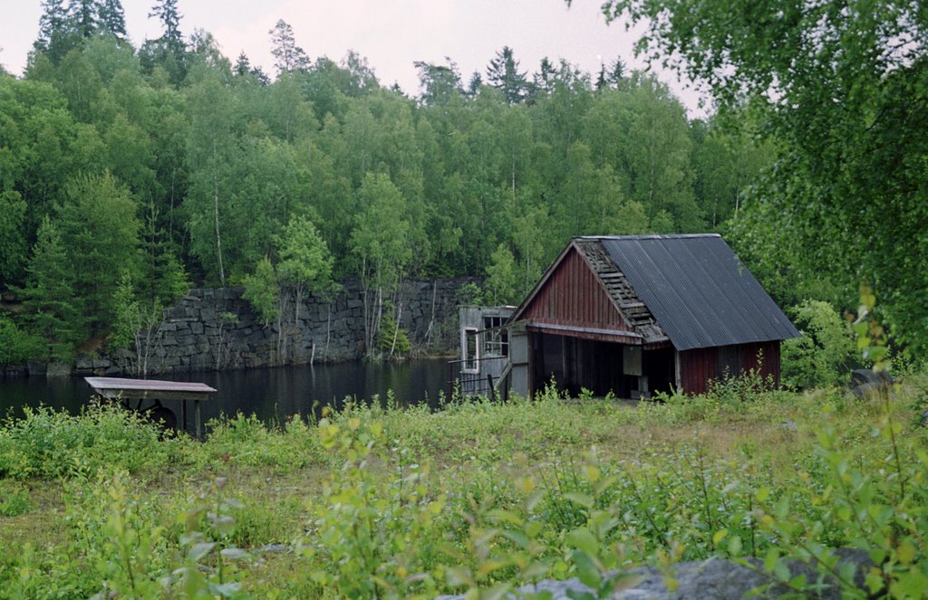 Hägghuls Stenbrud, Svarta Bergen by Bjarnosa