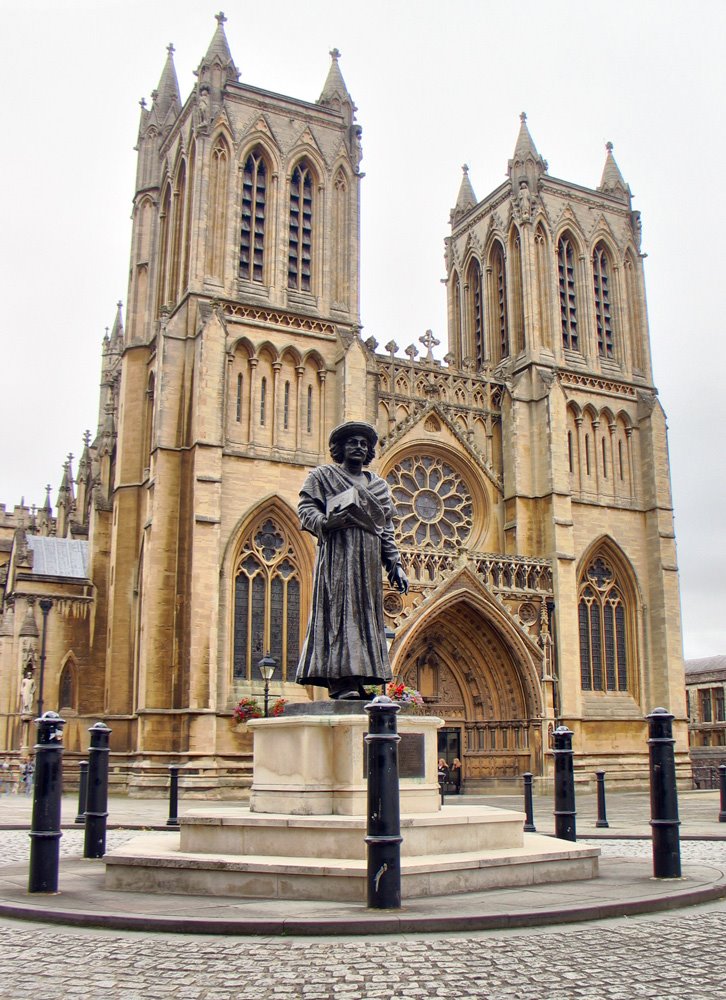 Bristol-Statue of Raja Rammohun Roy by Dan Gabor