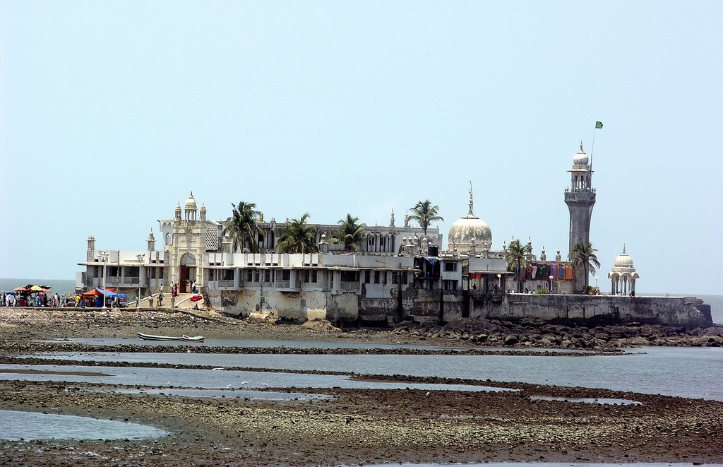 Mumbai impressions 6 >Haji Ali Dargah sharif< by Hubs56_JE SUiS CHARLiE/PARIS/BRUXELLES