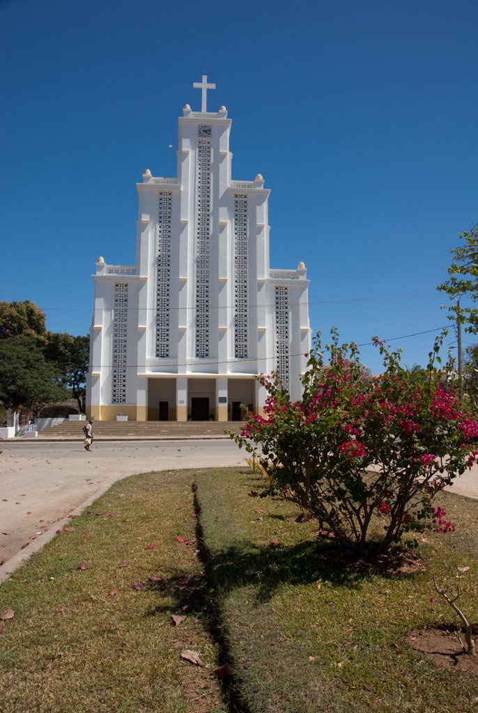 Cathédrale de Mahajanga by stephp