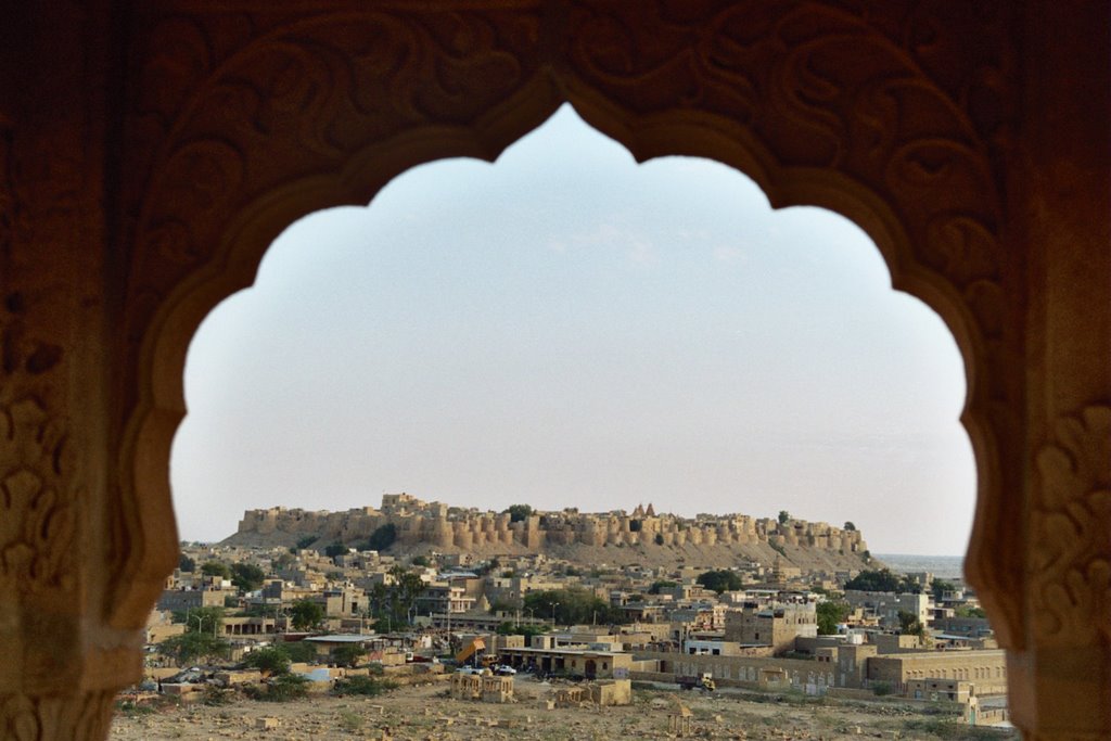 Jaisalmer Fort walls by cjoliveira