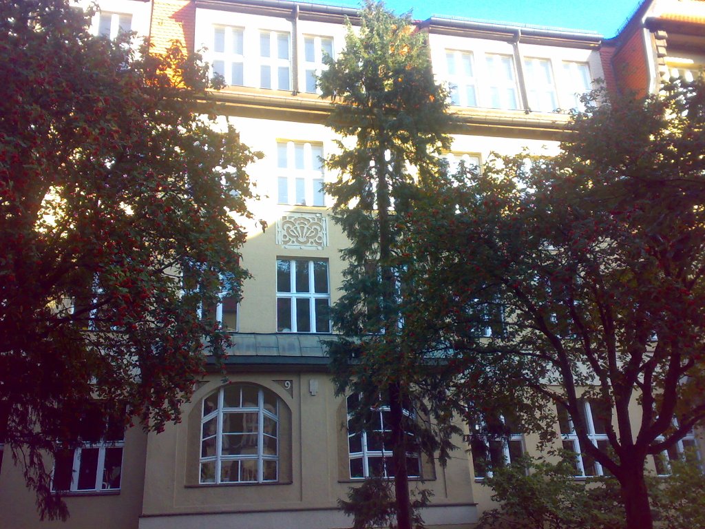 Reinhold-Otto-Grundschule by Moabiter_King21