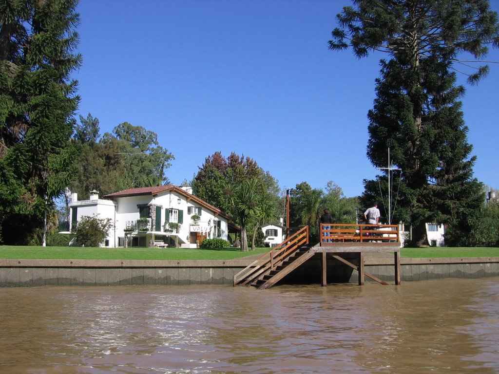 Delta Rio Tigre - Rio Luján - Buenos Aires by Erasmo Krüger