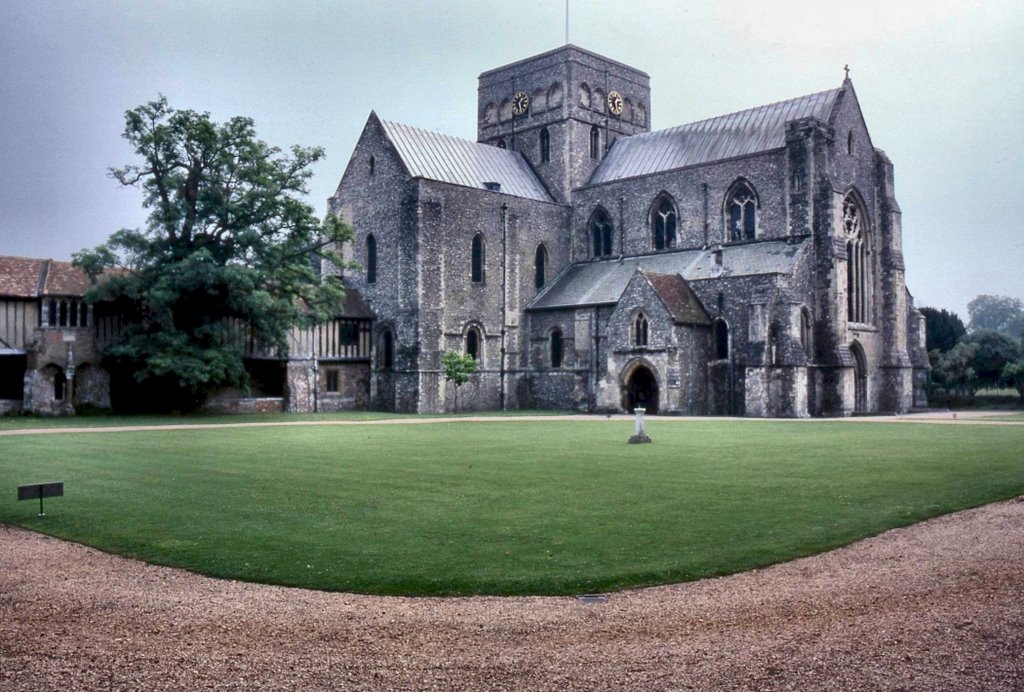 WINCHESTER. St Cross Hospital by Roberto Tomei